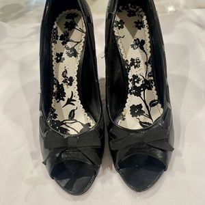 White House Black Market Women’s Wedges Sz.7